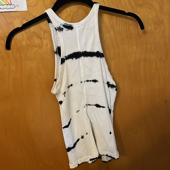 Levi’s high neck cotton tank - Picture 2 of 4